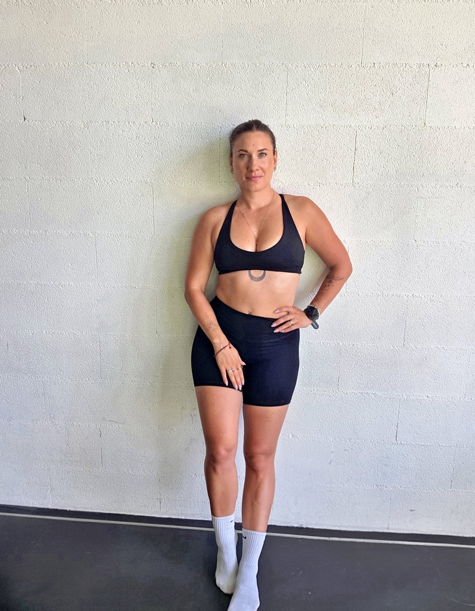 Short Athena – – Strong by AG