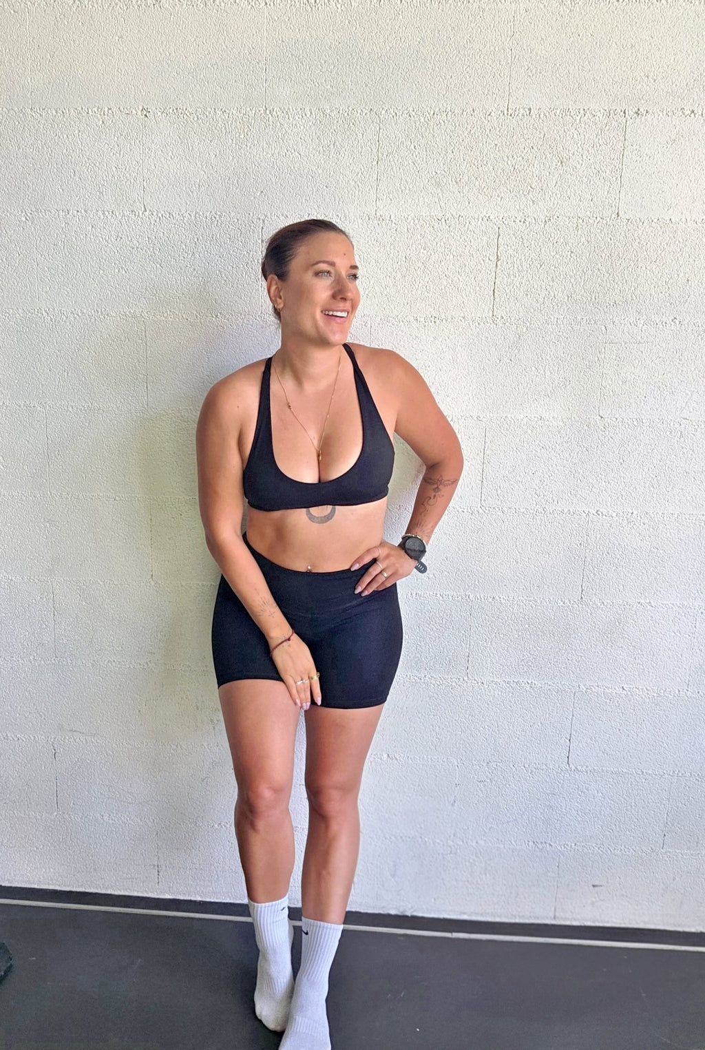 Short Athena – – Strong by AG