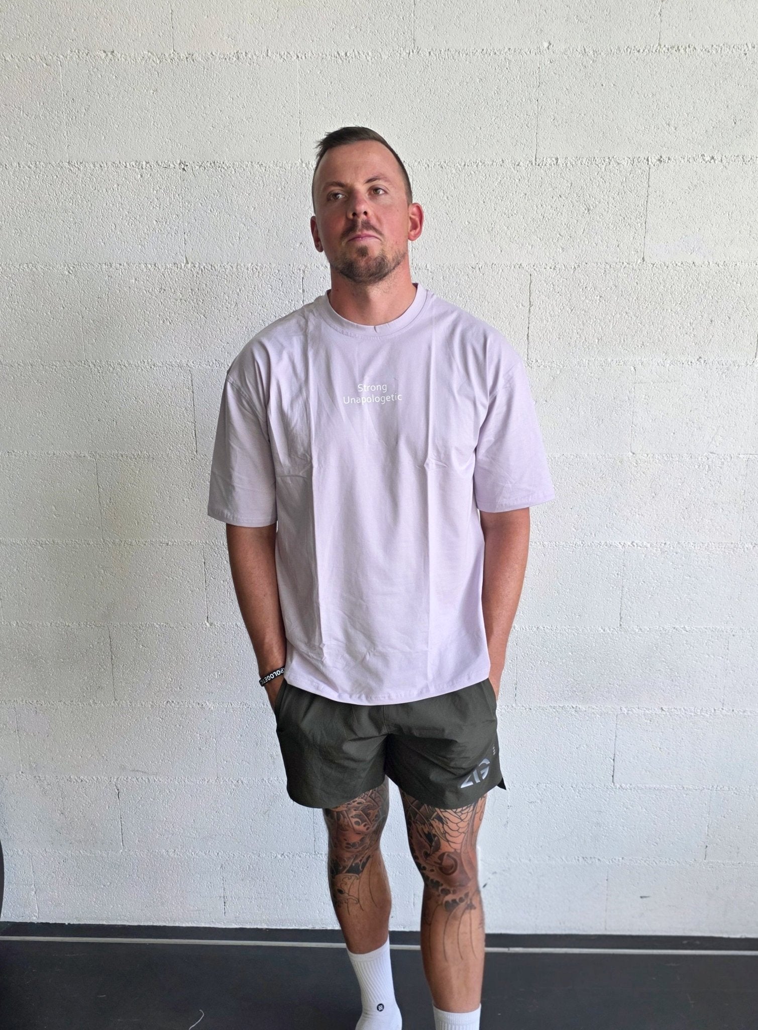 T-Shirt - Unbreakable – T-shirt – Strong by AG